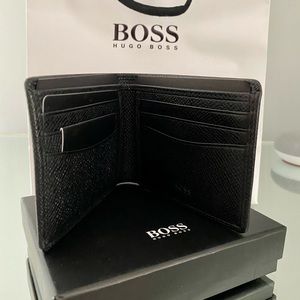 Men’s Hugo Boss black wallet